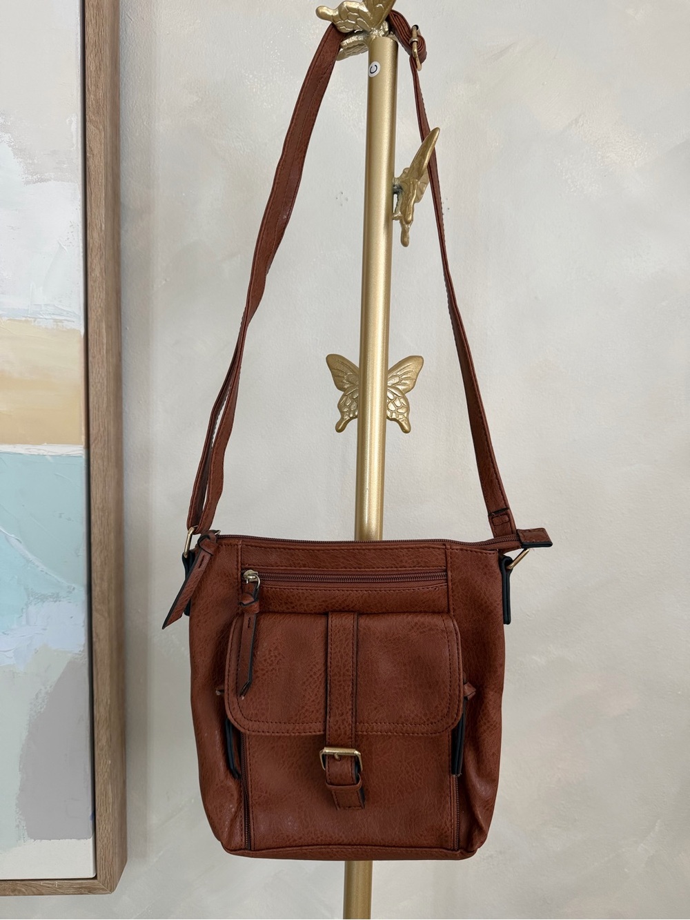Bueno Brown Leather-Look Crossbody Bag